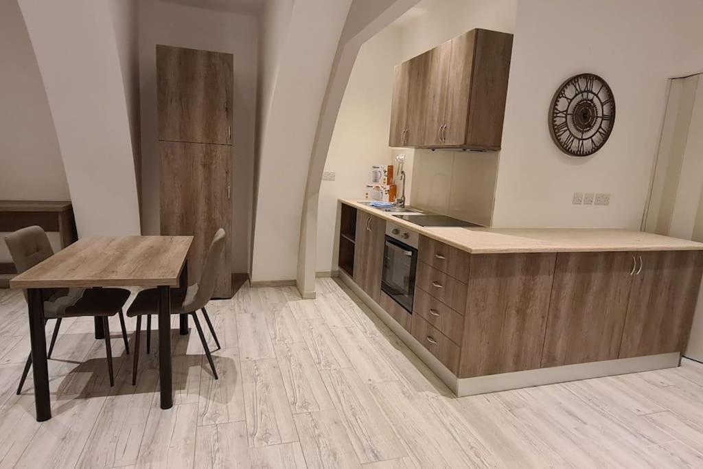 Highly Finished Studio Home In Valletta Exterior foto